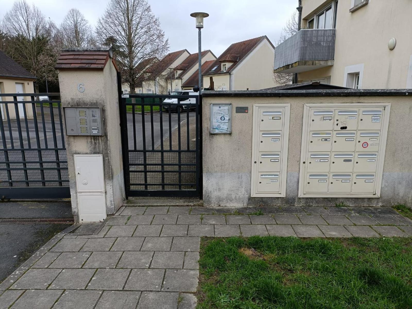 Les Vergers De Serris, 6 Personnes, 2 Pk Prives, Balcon, Lit Bebe Exteriör bild